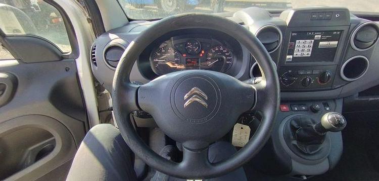 CITROEN BERLINGO UTILITAIRE PHASE 2 L1 600 KG 1,6 HDI FAP 90CV – DIESEL – 234124 KMS BLANC ED-956-EK