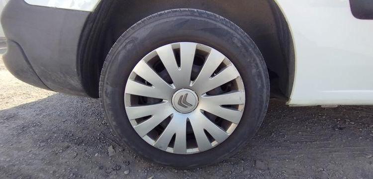 CITROEN BERLINGO UTILITAIRE PHASE 2 L1 600 KG 1,6 HDI FAP 90CV – DIESEL – 234124 KMS BLANC ED-956-EK