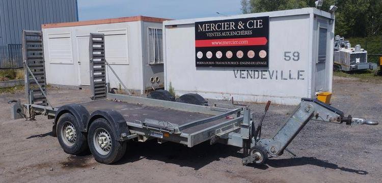 HUBIERE REMORQUE PORTE ENGIN 2 ESSIEUX – PTAC : 3,5 TONNES – ANNEE 2017  EJ-117-CE