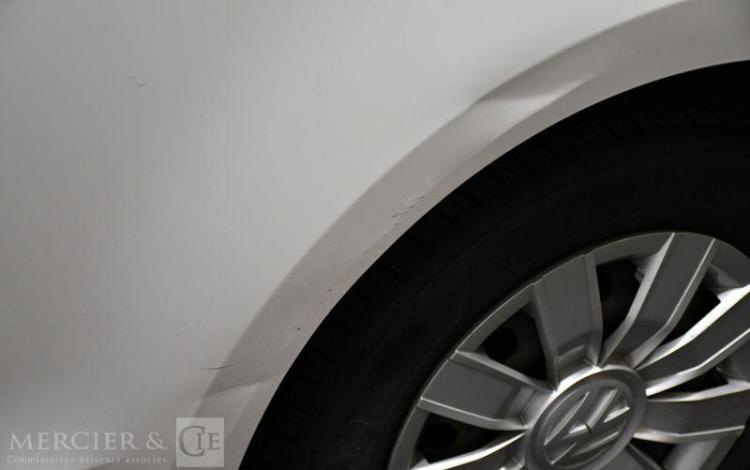 VOLKSWAGEN UP 1.0 60 TAKE BLANC EJ-184-XY
