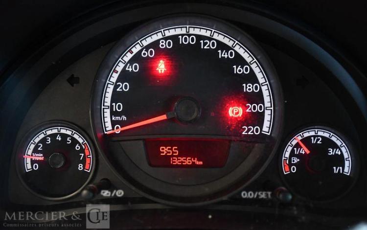 VOLKSWAGEN UP 1.0 60 TAKE BLANC EJ-184-XY