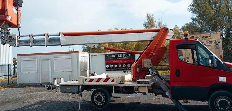 MULTITEL DAILY AVEC NACELLE MULTITEL MT202DS-E6 20M  EJ-902-ZC