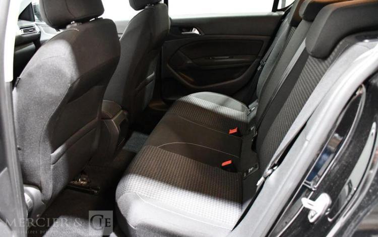 PEUGEOT 308 1,2 PURETECH 110CH STYLE S&S NOIR EK-840-RF