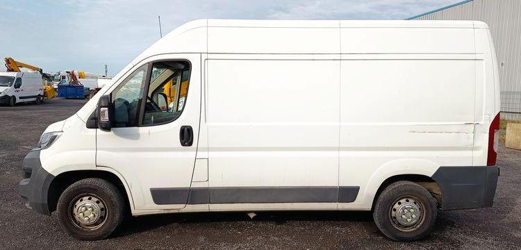 CITROEN JUMPER 3 PHASE 3 FOURGON 30 L2H2 2.0 BLUEHDi 16V FOURGON MOYEN SURELEVE 110 CV BLANC EL-392-KD