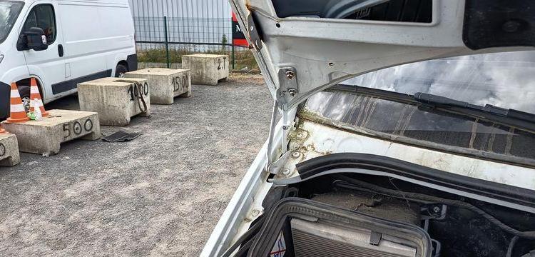 MERCEDES SPRINTER 2 2,2 D 143 CV BENNE AVEC COFFRE ACIER – DIESEL – 138102 KMS – AN 2017 BLANC EL-964-EJ