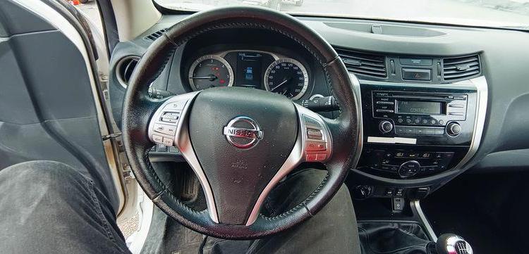 NISSAN NP 300 NAVARA (D23) 2.3 DCI 16V DOUBLE CABINE 4WD 190 CV – DIESEL – 105335 KMS BLANC EM-700-HP