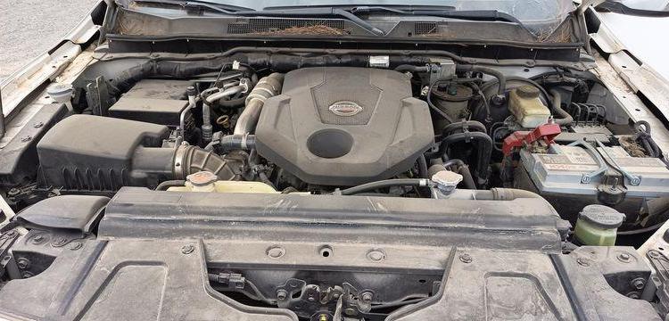 NISSAN NP 300 NAVARA (D23) 2.3 DCI 16V DOUBLE CABINE 4WD 190 CV – DIESEL – 105335 KMS BLANC EM-700-HP