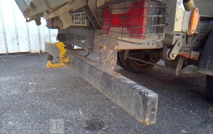IVECO 35-120 BENNE SIMPLE CABINE COFFRE ROUGE EM-993-BP