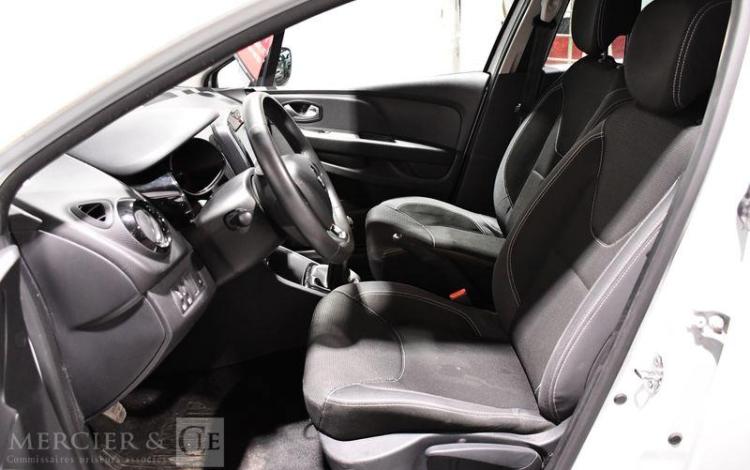 RENAULT CLIO BLANC EP-763-MF