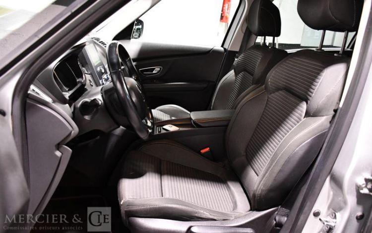RENAULT SCENIC 1,5 DCI110 BUSINESS EDC BVA GRIS ES-296-KZ