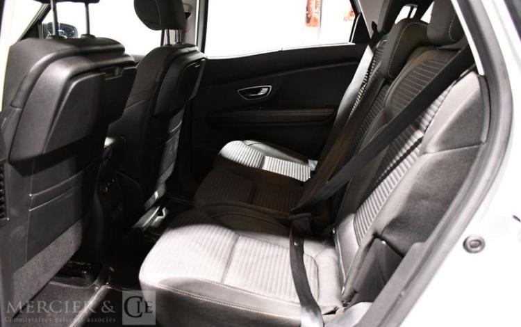 RENAULT SCENIC 1,5 DCI110 BUSINESS EDC BVA GRIS ES-296-KZ
