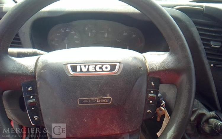 IVECO 35C12 BENNE SIMPLE CABINE NON ROULANT  ES-987-DJ