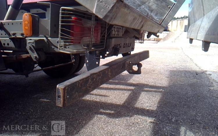 IVECO 35C12 BENNE SIMPLE CABINE NON ROULANT  ES-987-DJ