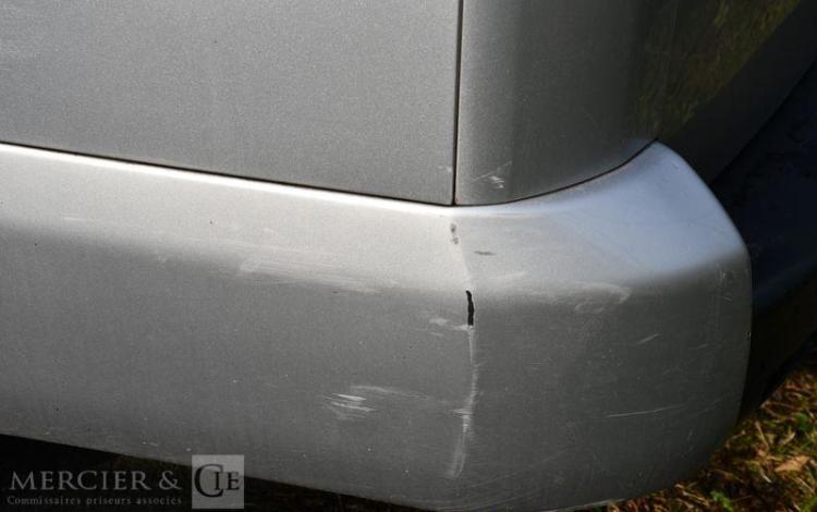 PEUGEOT TRAVELLER 1,6 BLUEHDI 115 vente pour pieces sans cg à pro uniquement GRIS ET-414-ML