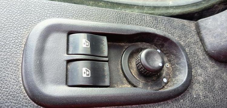 RENAULT MASTER 3 PHASE 2 TRACTION FOURGON L2H2  2.3 DCI 16V 130 CV – DIESEL – 191124 KMS BLANC EW-671-WM
