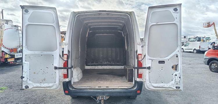 RENAULT MASTER 3 PHASE 2 TRACTION FOURGON L2H2  2.3 DCI 16V 130 CV – DIESEL – 191124 KMS BLANC EW-671-WM