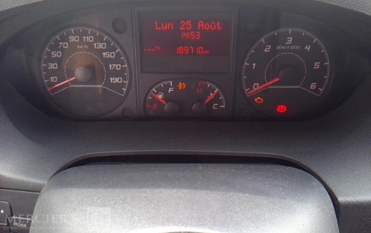 PEUGEOT BOXER 
FOURGON 335 2.0 HDI 130 L3H3 BLANC EY-097-RD