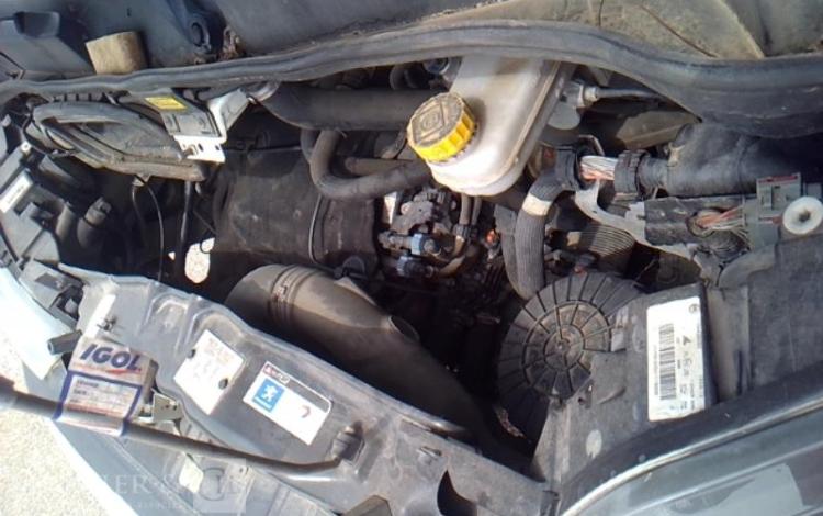 PEUGEOT BOXER 
FOURGON 335 2.0 HDI 130 L3H3 BLANC EY-097-RD
