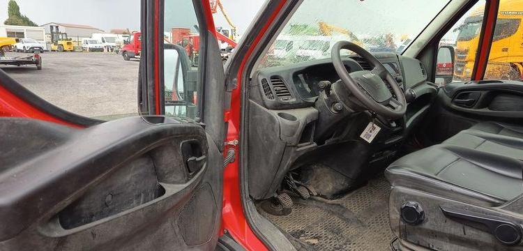 IVECO 35C12 BENNE SIMPLE CABINE COFFRE  EY-550-GC