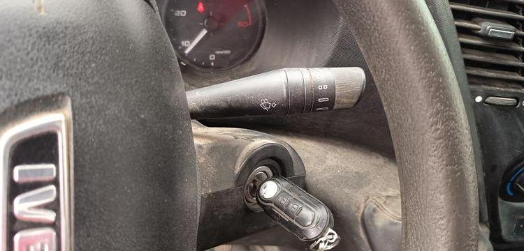 IVECO 35C12 BENNE SIMPLE CABINE COFFRE  EY-550-GC