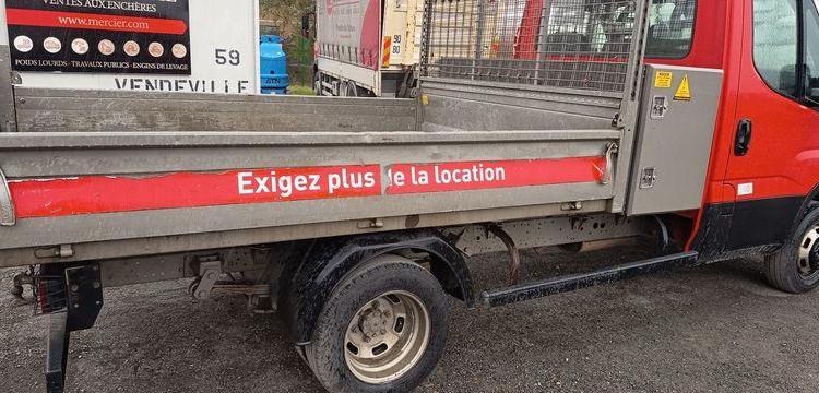 IVECO 35C12 BENNE SIMPLE CABINE COFFRE  EY-550-GC