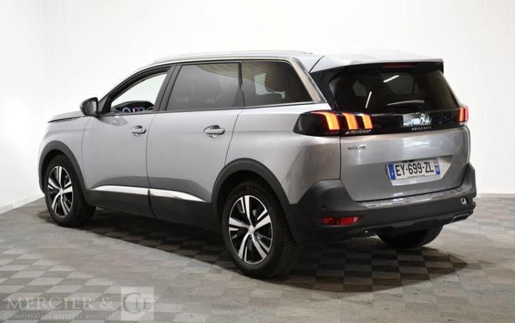 PEUGEOT 5008 1,5 BLUEHDI 130 NOIR EY-699-ZL