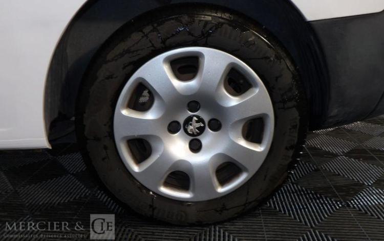 PEUGEOT PARTNER 1.6 BlueHDI 120CH PREMIUM PACK S&S  EY-748-RB