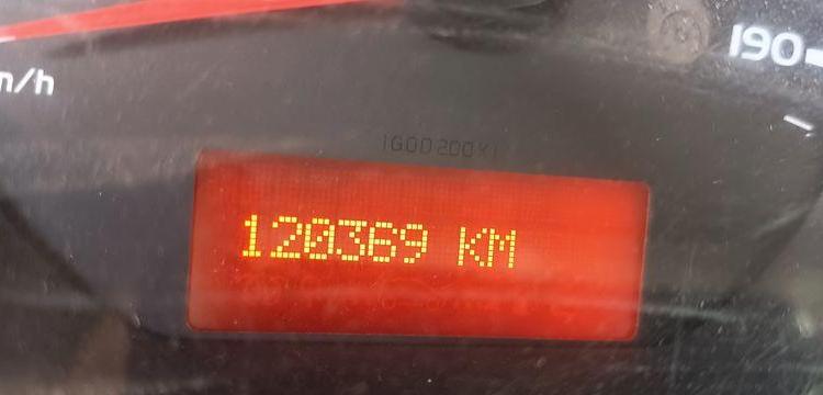 RENAULT MASTER 3 2,3 DCI 130 CV BENNE AVEC COFFRE ACIER DIESEL – 120360 KMS – ANNEE 2018 BLANC EZ-670-TT