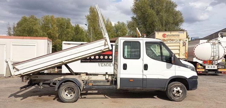 IVECO DAILY 35C12 2,3D 16V 116 CV DOUBLE CABINE AVEC BENNE – DIESEL – 115078 KMS BLANC FA-210-CK