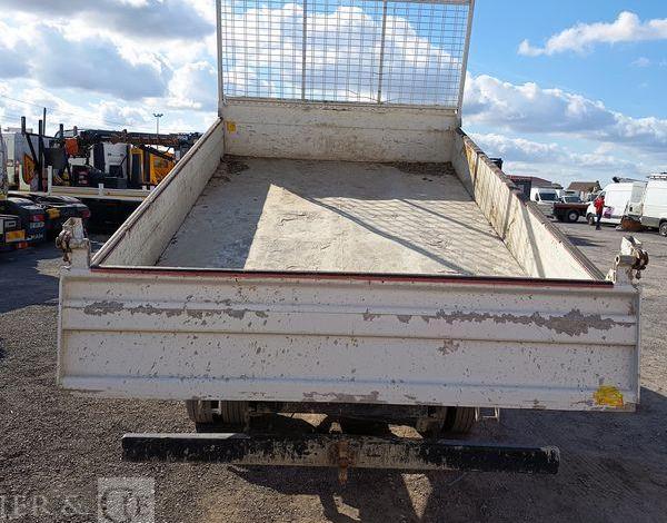 IVECO DAILY 35C12 DOUBLE CABINE AVEC BENNE DIESEL – 126030 KMS – ANNEE 2018 BLANC FA-983-CJ