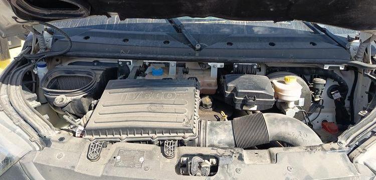 IVECO DAILY 35C12 DOUBLE CABINE AVEC BENNE DIESEL – 126030 KMS – ANNEE 2018 BLANC FA-983-CJ