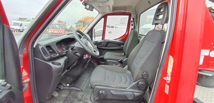 IVECO 35S12 AVEC NACELLE FRANCE ELC B17CTE 16M -DIESEL – 1460 HEURES – 26985 KMS ROUGE FB-042-VF