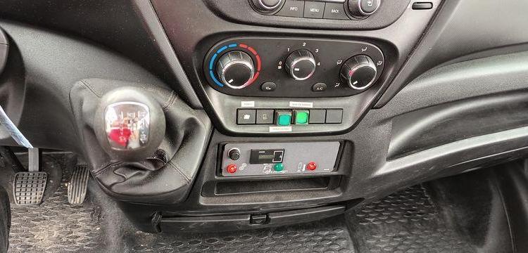IVECO 35S12 AVEC NACELLE FRANCE ELC B17CTE 16M -DIESEL – 1460 HEURES – 26985 KMS ROUGE FB-042-VF