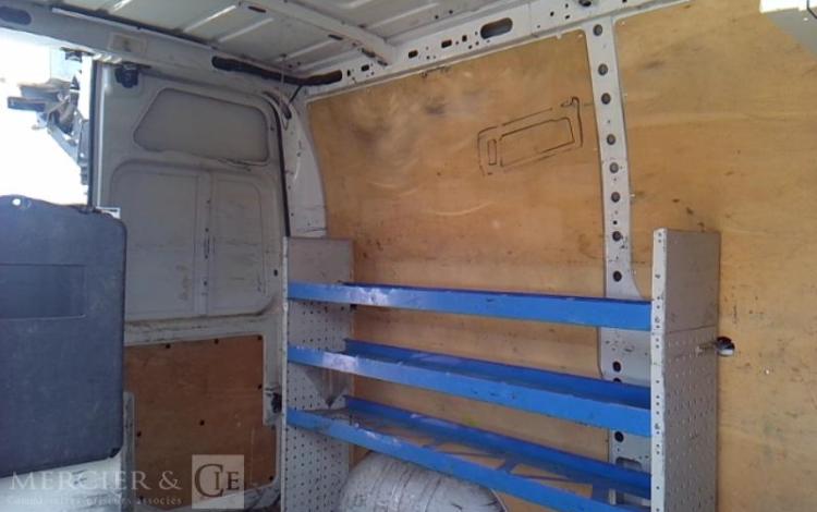 RENAULT MASTER NACELLE SUR VL 12M 1982H BLANC FB-575-PN