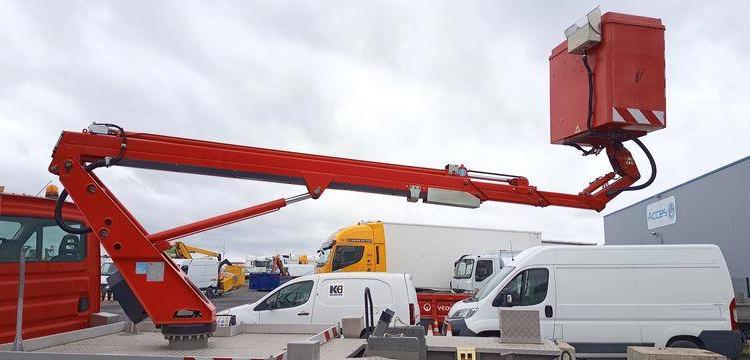 IVECO 35S12 AVEC NACELLE GSR E169TR 16M DIESEL – 2670 HEURES – 28307 KMS – ANNEE 2019 ROUGE FC-026-YL