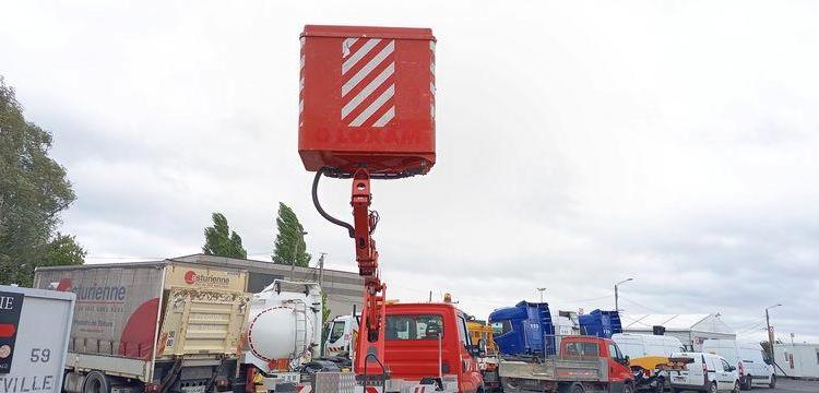 IVECO 35S12 AVEC NACELLE GSR E169TR 16M DIESEL – 2670 HEURES – 28307 KMS – ANNEE 2019 ROUGE FC-026-YL
