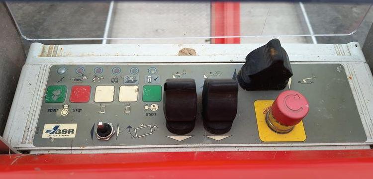 IVECO 35S12 AVEC NACELLE GSR E169TR 16M DIESEL – 2670 HEURES – 28307 KMS – ANNEE 2019 ROUGE FC-026-YL