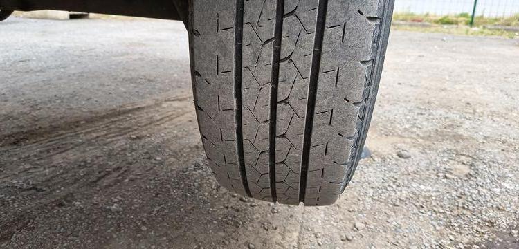 IVECO 35S12 AVEC NACELLE GSR E169TR 16M DIESEL – 2670 HEURES – 28307 KMS – ANNEE 2019 ROUGE FC-026-YL