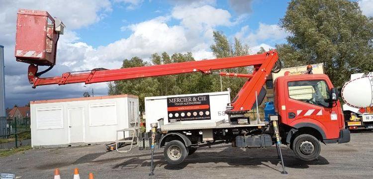 RENAULT MAXITY AVEC NACELLE GSR BT200T 20M  FC-096-EX