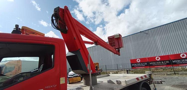 RENAULT MAXITY AVEC NACELLE GSR BT200T 20M  FC-096-EX