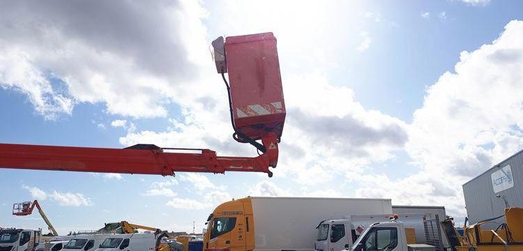 RENAULT MAXITY AVEC NACELLE GSR BT200T 20M  FC-096-EX