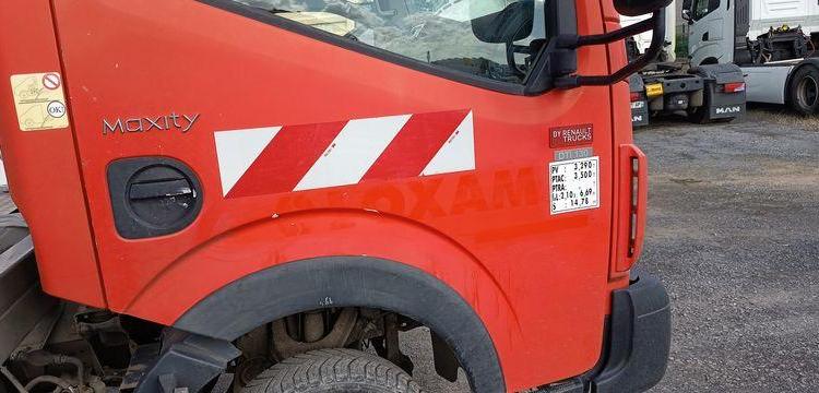 RENAULT MAXITY AVEC NACELLE GSR BT200T 20M  FC-096-EX