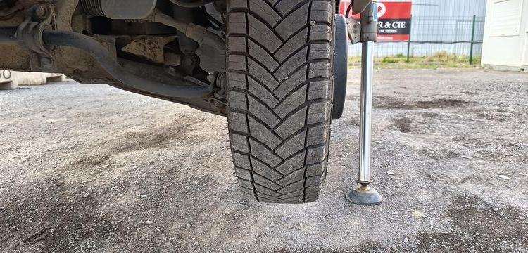 RENAULT MAXITY AVEC NACELLE GSR BT200T 20M  FC-096-EX