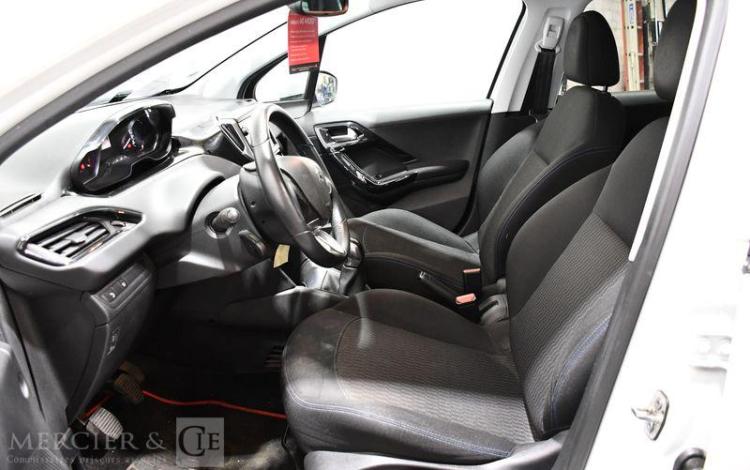 PEUGEOT 208 PURETECH 80CH SIGNATURE BLANC FC-378-EF