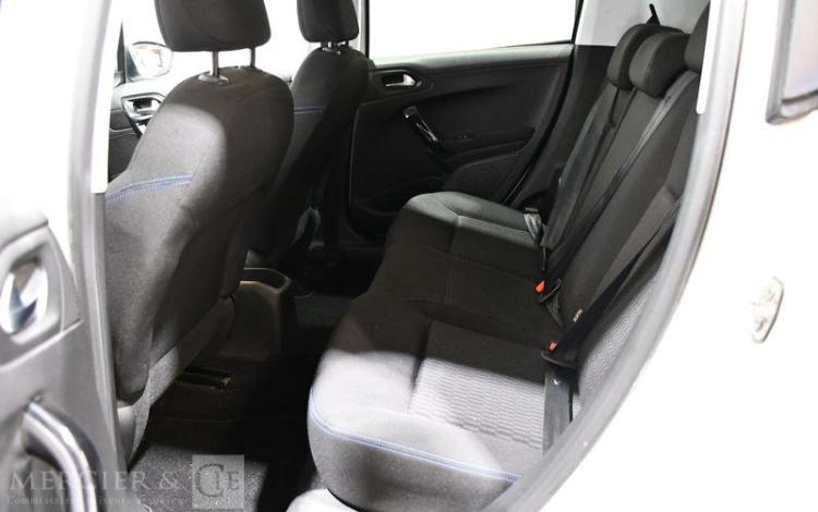 PEUGEOT 208 PURETECH 80CH SIGNATURE BLANC FC-378-EF