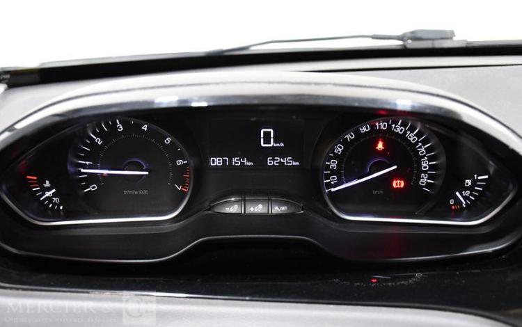 PEUGEOT 208 PURETECH 80CH SIGNATURE BLANC FC-378-EF