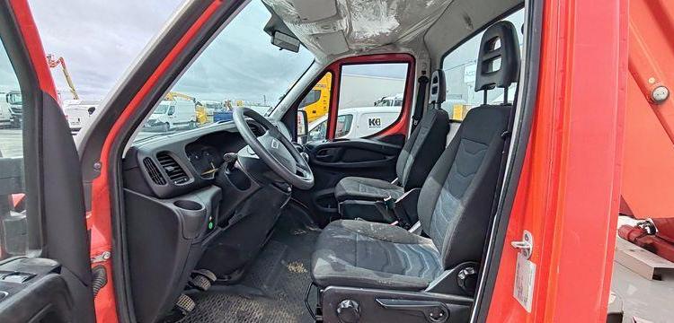 MULTITEL DAILY AVEC NACELLE MULTITEL MT222 22M –  2477 HEURES – 51333 KMS – ANNEE 2019 ROUGE FD-263-KY