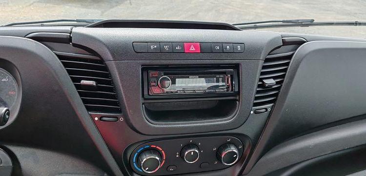 MULTITEL DAILY AVEC NACELLE MULTITEL MT222 22M –  2477 HEURES – 51333 KMS – ANNEE 2019 ROUGE FD-263-KY