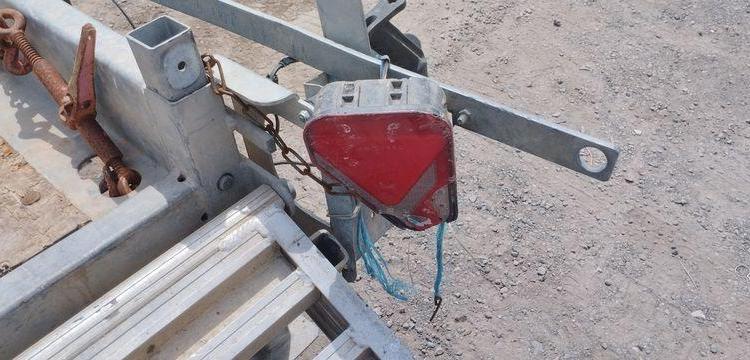HUBIERE REMORQUE PORTE ENGIN 2 ESSIEUS PTAC : 3,5 TONNES – ANNEE 2019  FE-394-EM