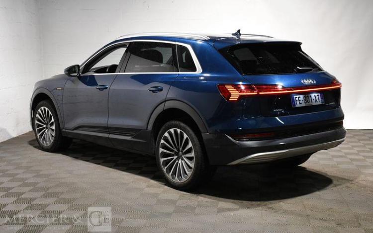 AUDI E-TRON SPORTBACK PH1 55 408CH AVUS e-QUATTRO BLEU FE-901-XT